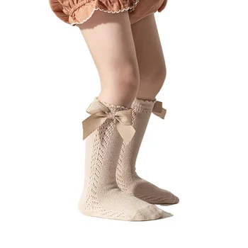 2 пары носков для маленьких девочек, длинный носок с бантом для малышей, детские носки до колена из мягкой хлопчатобумажной сетки в испанском стиле, дышащие носки для детей 0-8 лет