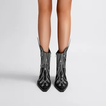 Привлекательная женщина, ботинки на высоком квадратном каблуке с принтом Crystal Fire, с острым носком и боковой молнией, женские черные сапоги до колена