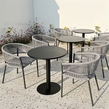 Современные уличные наборы садовой мебели Мебель для патио из ротанга Повседневный Водонепроницаемый солнцезащитный набор для стола и стула Простой стул для кафе