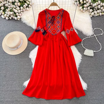 Хлопчатобумажное льняное платье трапециевидной формы с V-образным вырезом и винтажной вышивкой в этническом стиле, хлопчатобумажная одежда 2023 года, модная женская одежда